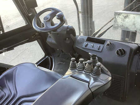 Dízel targoncák  Linde H45D-02 (3)