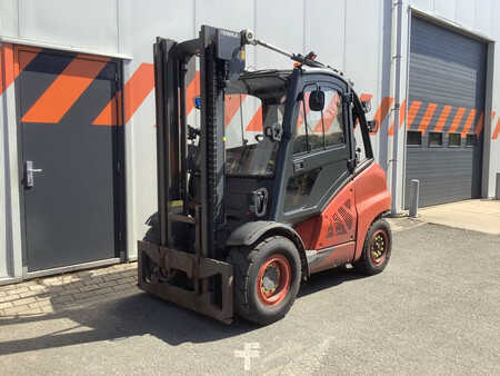 Empilhador a gás 2018  Linde H50T-02/600 (1)