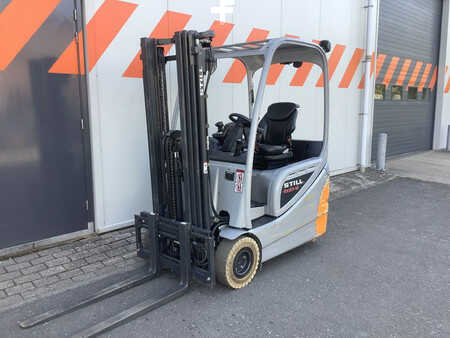 Electric - 4 wheels 2017  Still RX20-16 (1)