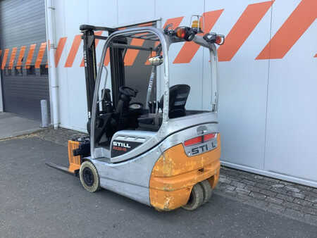 Carrelli elettrici 3 ruote 2017  Still RX20-15 (2)