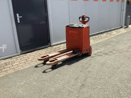Niederhubwagen 2019  Linde T16 (1)