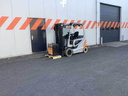 Eléctrica de 4 ruedas 2016  Still RX60-30 (5)