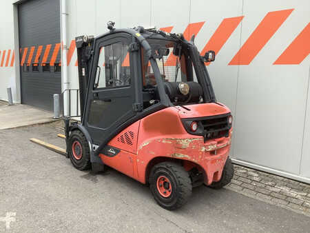 Carretilla elevadora GLP 2019  Linde H30T-02 (2)
