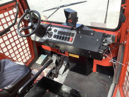 Terminal tractor 2018  Charlatte TG225 (3)