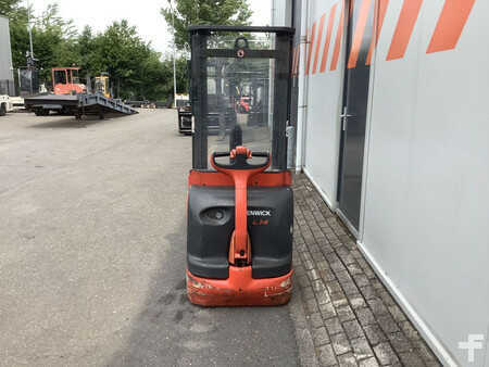 Pallet Stackers 2007  Linde L14I (3)