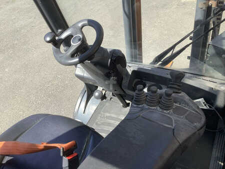 Carretilla elevadora GLP 2018  Linde H25T-02 (3)