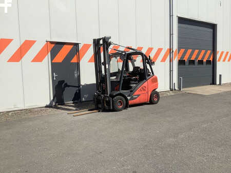 Carretilla elevadora GLP 2018  Linde H25T-02 (5)