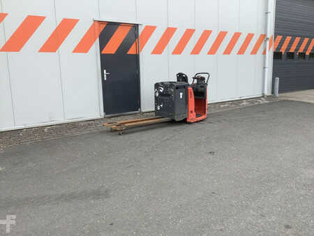 Electric Pallet Trucks 2020  Linde N20 (5)