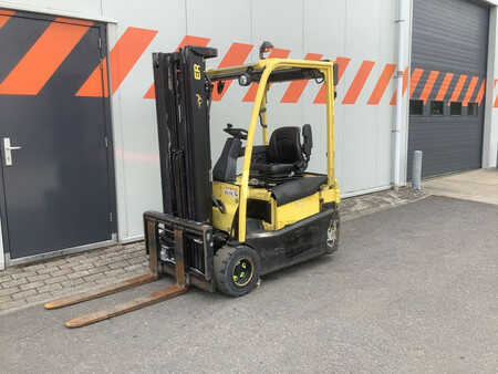 Carrelli elettrici 3 ruote 2015  Hyster J1.8XNT (1)