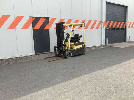 Carrelli elettrici 3 ruote 2014  Hyster J1.6XNT (4)