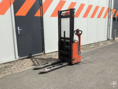 Hochhubwagen 2019  Linde L10 (1)