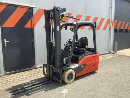 Elektro 3 Rad 2016  Linde E16L-02 (1)