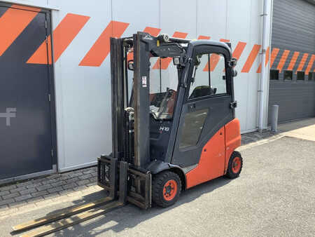 Diesel heftrucks 2009  Linde H18D (1)