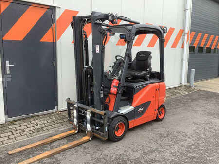 Electric - 4 wheels 2019  Linde E20PH-02 (1)