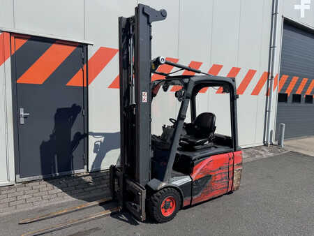 4-wiel elektrische heftrucks 2015  Linde E16L-02 (1)
