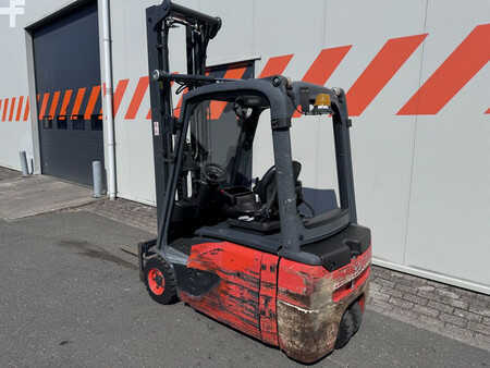 4-wiel elektrische heftrucks 2015  Linde E16L-02 (2)