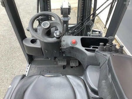 El Truck - 3-hjul 2019  Linde E16L-02 (3)