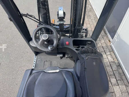3-wiel elektrische heftrucks 2019  Linde E16L-02 (3)