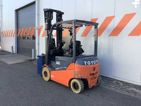 4-wiel elektrische heftrucks  Toyota 8FBMKT25 (2)