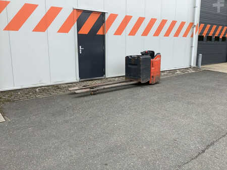 Niederhubwagen 2011  Linde T20SP (5)