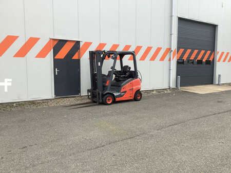 Wózki gazowe 2018  Linde H18T-01 (4)