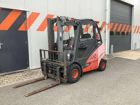 Wózki widłowe diesel 2016 Linde H25D-02/600 (1)