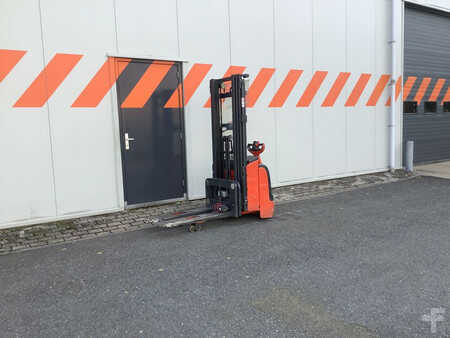 Ruční vysokozdvižný vozík 2013  Linde L16i (6)