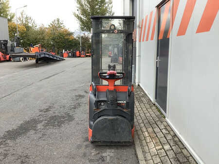 Ruční vysokozdvižný vozík 2009  Linde L14AP (3)