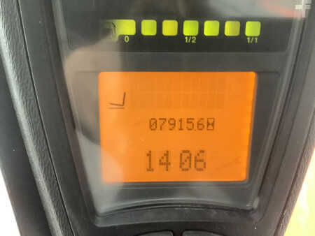 Dieselový VZV 2009  Linde H70D (4)