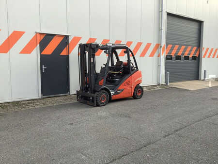 Wózki gazowe 2019  Linde H25T-02 (5)