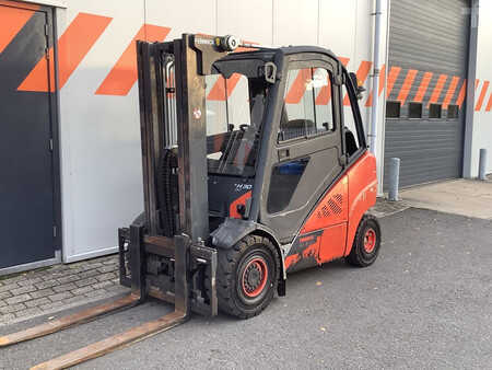 LPG VZV 2014  Linde H30T-02 (1)