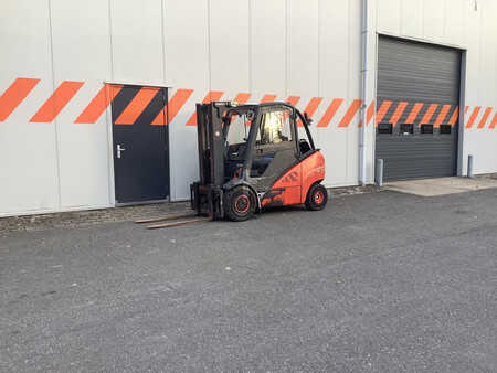 LPG VZV 2014  Linde H30T-02 (5)