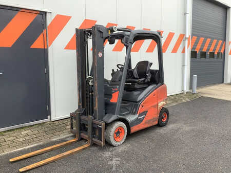 Wózki gazowe 2015 Linde H16T-01 (1)