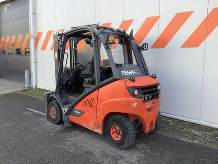 Wózki gazowe 2017 Linde H25T-02 (2)