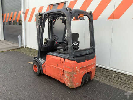 Elektryczne 3-kołowe 2012 Linde E18-01 (2)