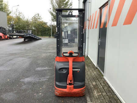 Stacker pedestre 2015  Linde L14 (3)