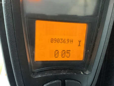 Nestekaasutrukki 2016  Linde H16T-01 (4)