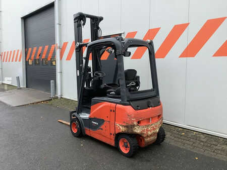 Carrelli elettrici 4 ruote 2019 Linde E20PH-02 (2)