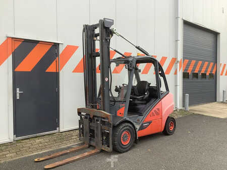 Dieselový VZV 2013  Linde H30D-02 (1)