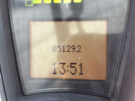 Wózki widłowe diesel 2013 Linde H30D-02 (4)