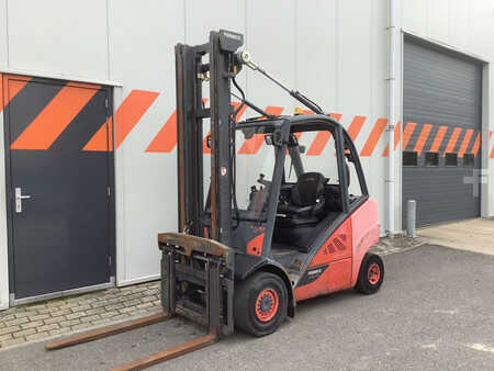 Wózki widłowe diesel 2014  Linde H30D-02 (1)