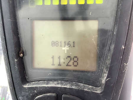 Wózki widłowe diesel 2014 Linde H30D-02 (4)