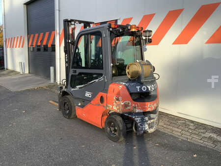 Nestekaasutrukki 2019  Toyota 06-8FG20F (2)