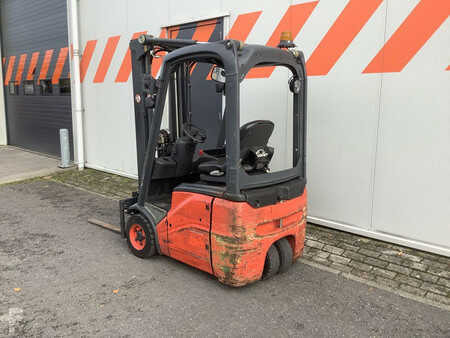 Elektryczne 3-kołowe 2011 Linde E12-01 (2)