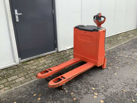 Lavansiirtovaunu 2014  Linde T16 (1)