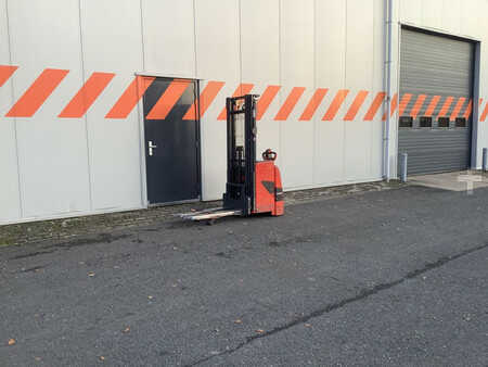 Stacker pedestre 2016  Linde L14 (5)