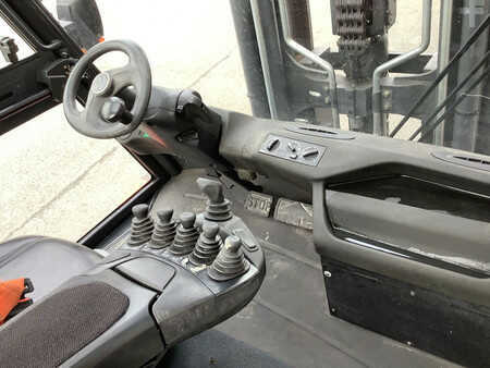 Nestekaasutrukki 2012  Linde H80T-02/900 (3)