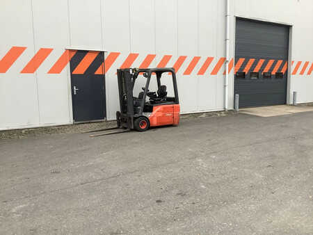 El truck - 3 hjulet 2018  Linde E18-01 (5)