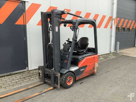 Carrelli elettrici 3 ruote 2021 Linde E16-02 (1)