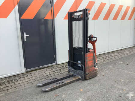 Hochhubwagen 2020  Linde L12 (1)